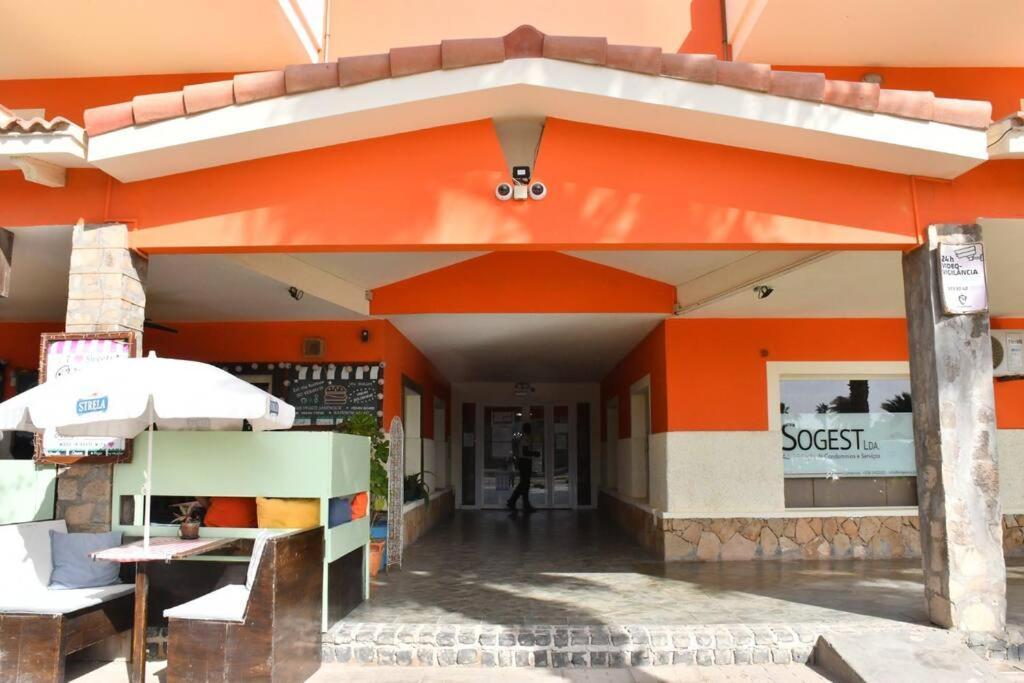 Kyaala Djadsal Moradias Pool&Sea Appartement Santa Maria Buitenkant foto