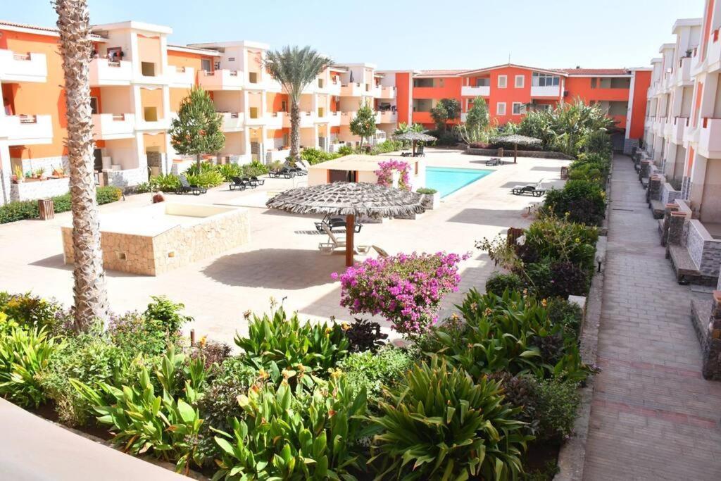 Kyaala Djadsal Moradias Pool&Sea Appartement Santa Maria Buitenkant foto